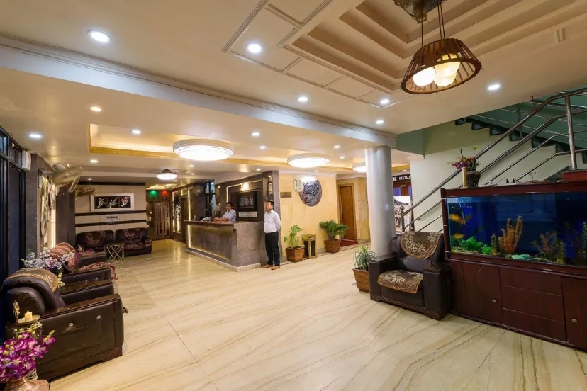 Hotel Pujan R Interior 1