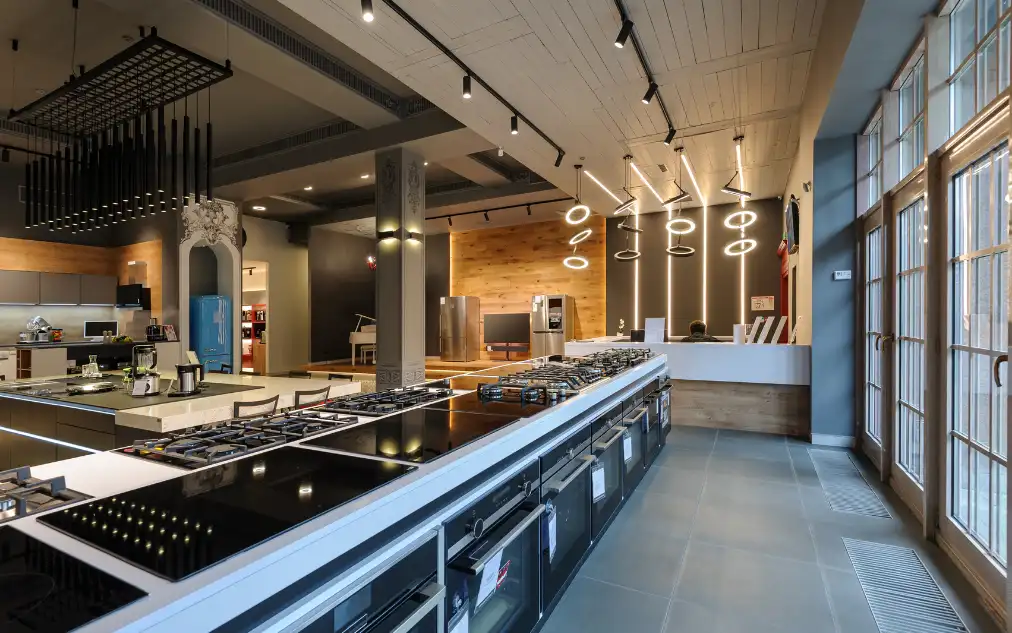 Retail & Showroom Design rinteriordesign 1