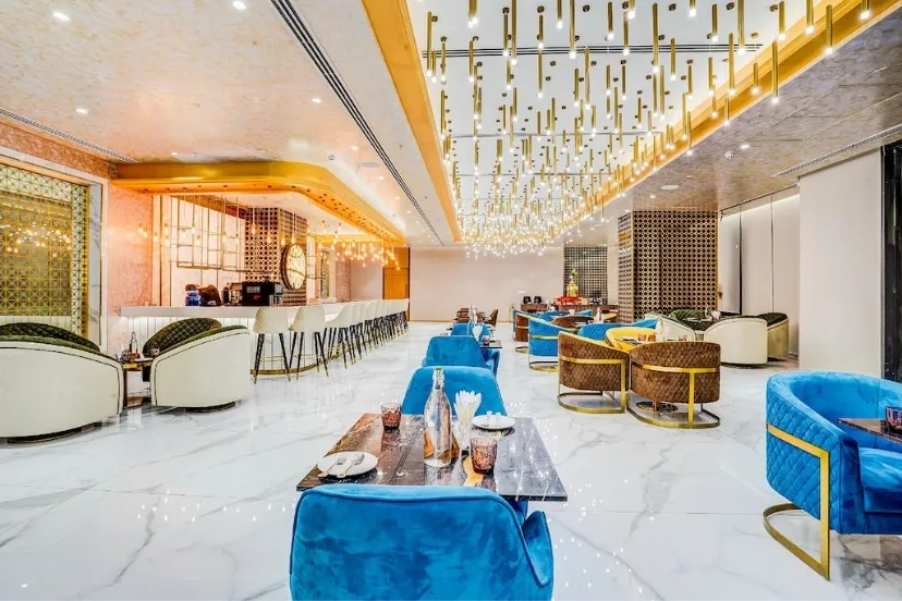 Sunday Hotel Gurgaon R interioor 2